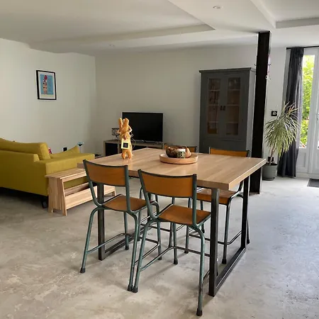 Toupie Et Bicyclette Holiday home Charmes-sur-Rhone
